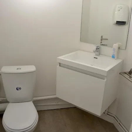 Apartament Petit T2 Hypercentre Avec Terrasse Privee - 006 *